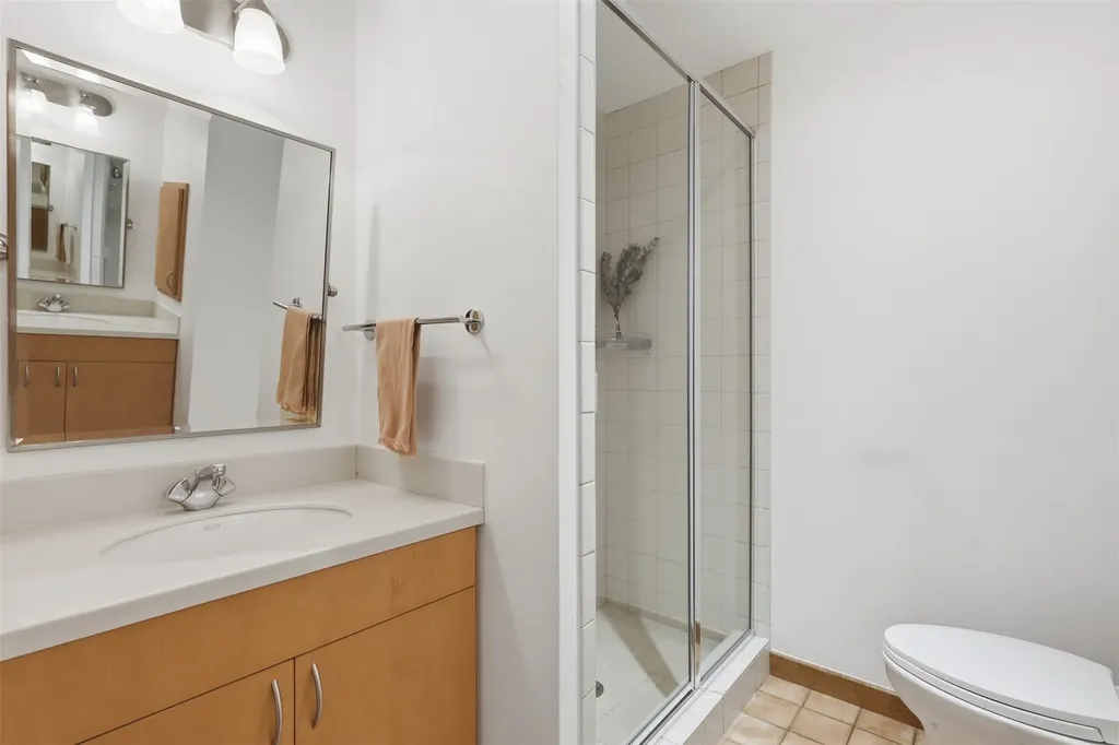 4329 Taos Road Dallas TX 75209