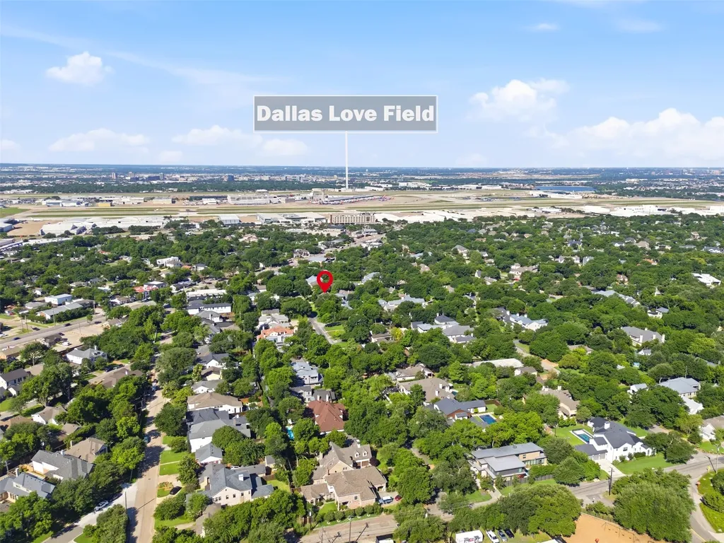 4329 Taos Road Dallas TX 75209