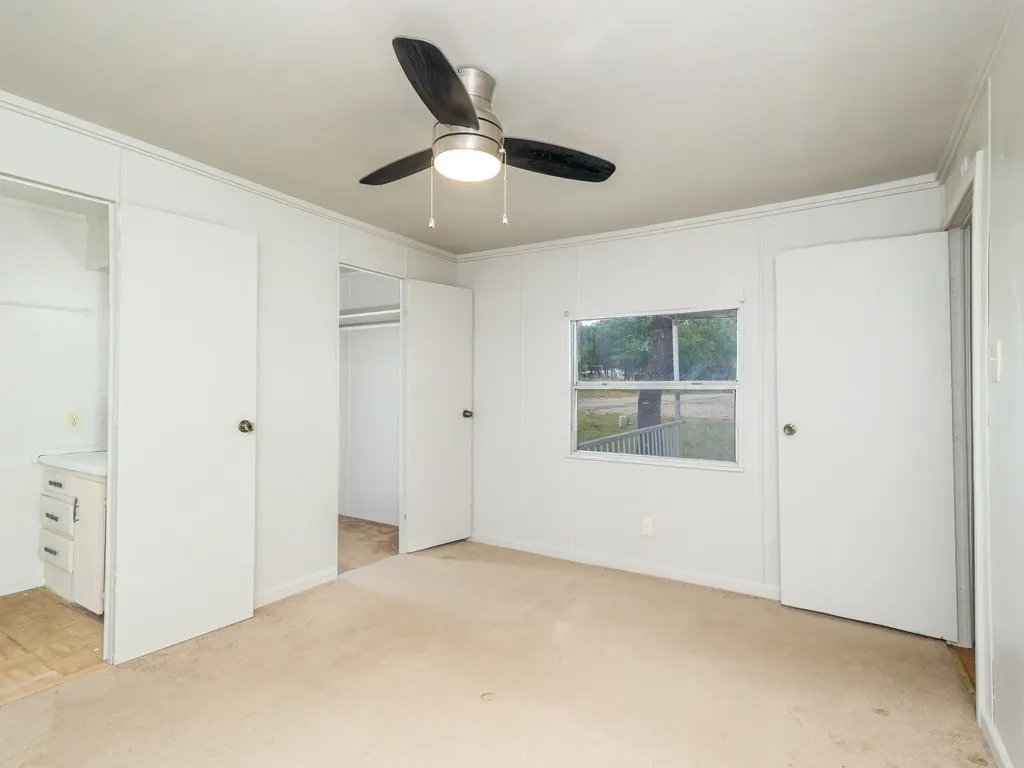 3010 Captains Cove May TX 76857