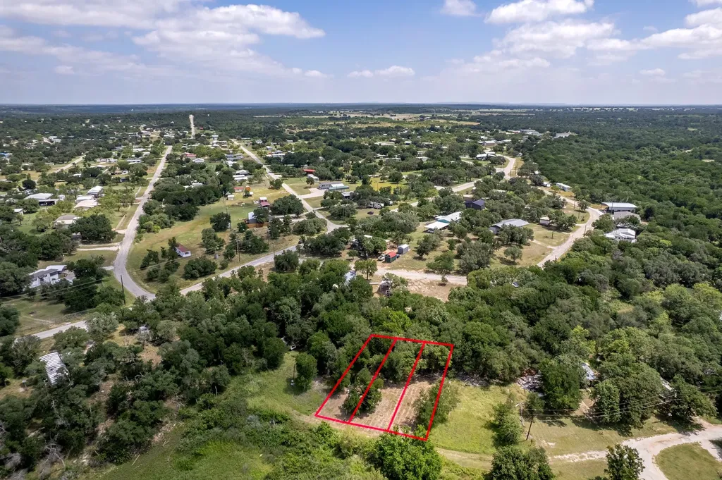 3010 Captains Cove May TX 76857