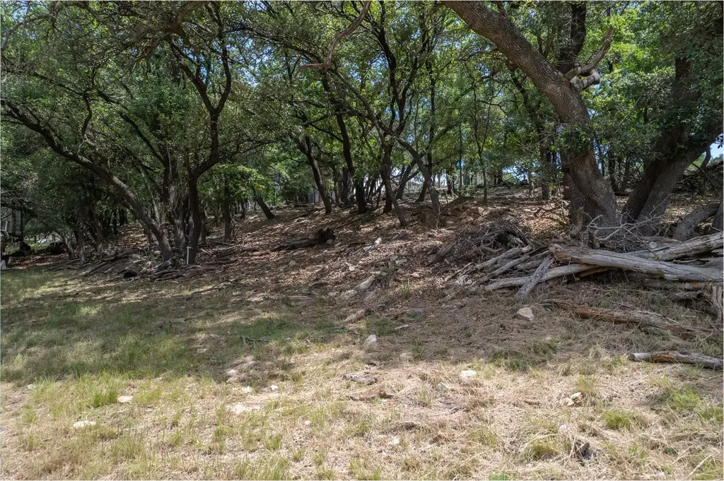 3010 Captains Cove May TX 76857