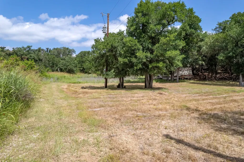 3010 Captains Cove May TX 76857