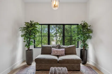 4032 Lively Lane Dallas TX 75220