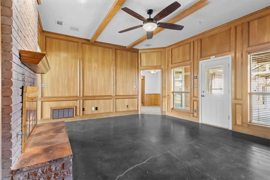 2315 Stone Glen Lane Carrollton TX 75007