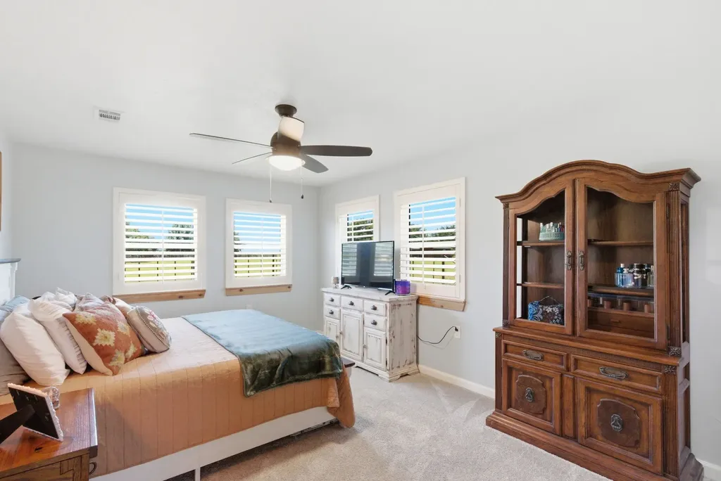 1198 Poe Prairie Road Millsap TX 76066