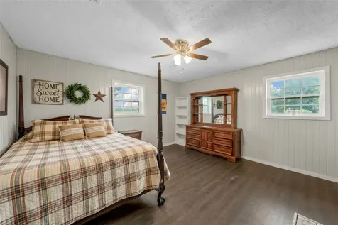2851 Fm 339 Mount Calm TX 76673