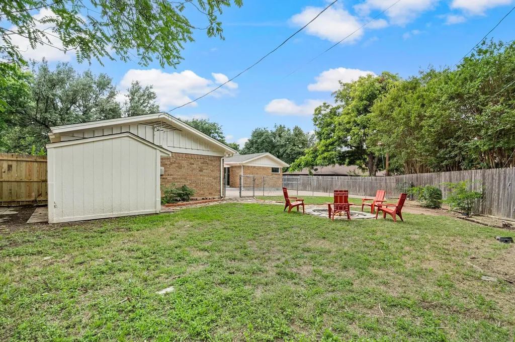 4905 Granite Shoals Avenue Fort Worth TX 76103