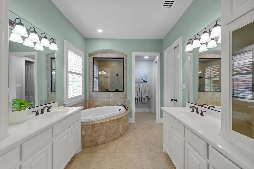 856 Fountain View Court Allen TX 75013