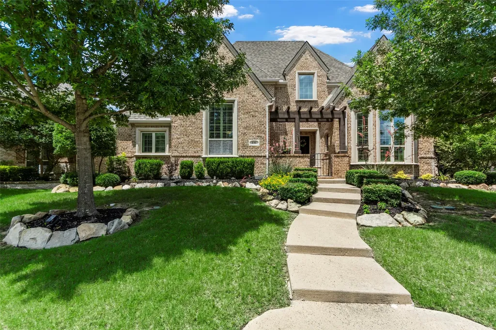 856 Fountain View Court Allen TX 75013