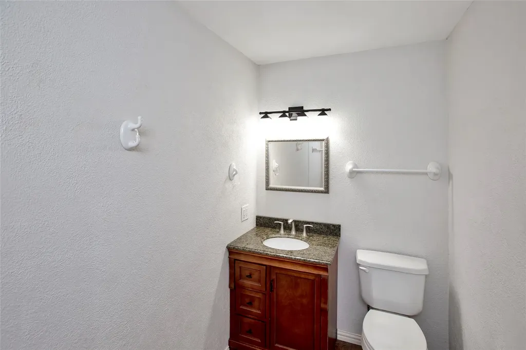 107 Oak Creek Lane Ovilla TX 75154