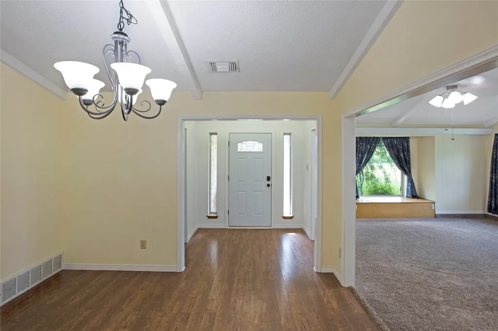 107 Oak Creek Lane Ovilla TX 75154
