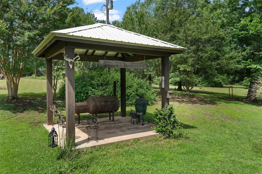 4367 Black Jack Road Jefferson TX 75657