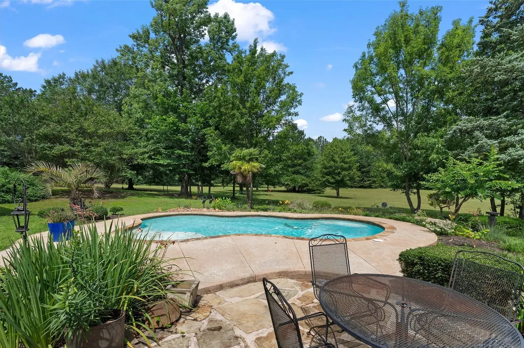 4367 Black Jack Road Jefferson TX 75657