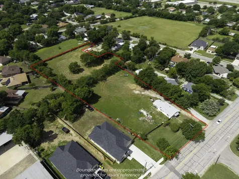 8815 Silver Creek Road White Settlement TX 76108