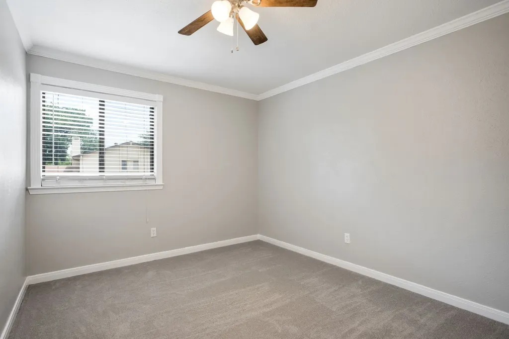 407 San Maria Drive Garland TX 75043