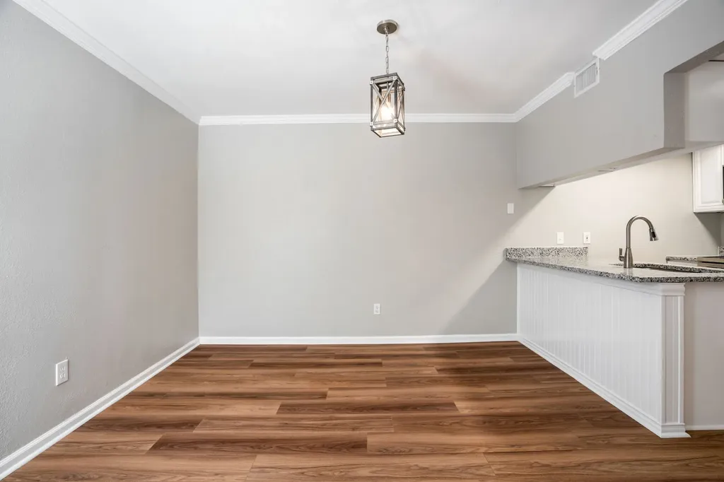 407 San Maria Drive Garland TX 75043