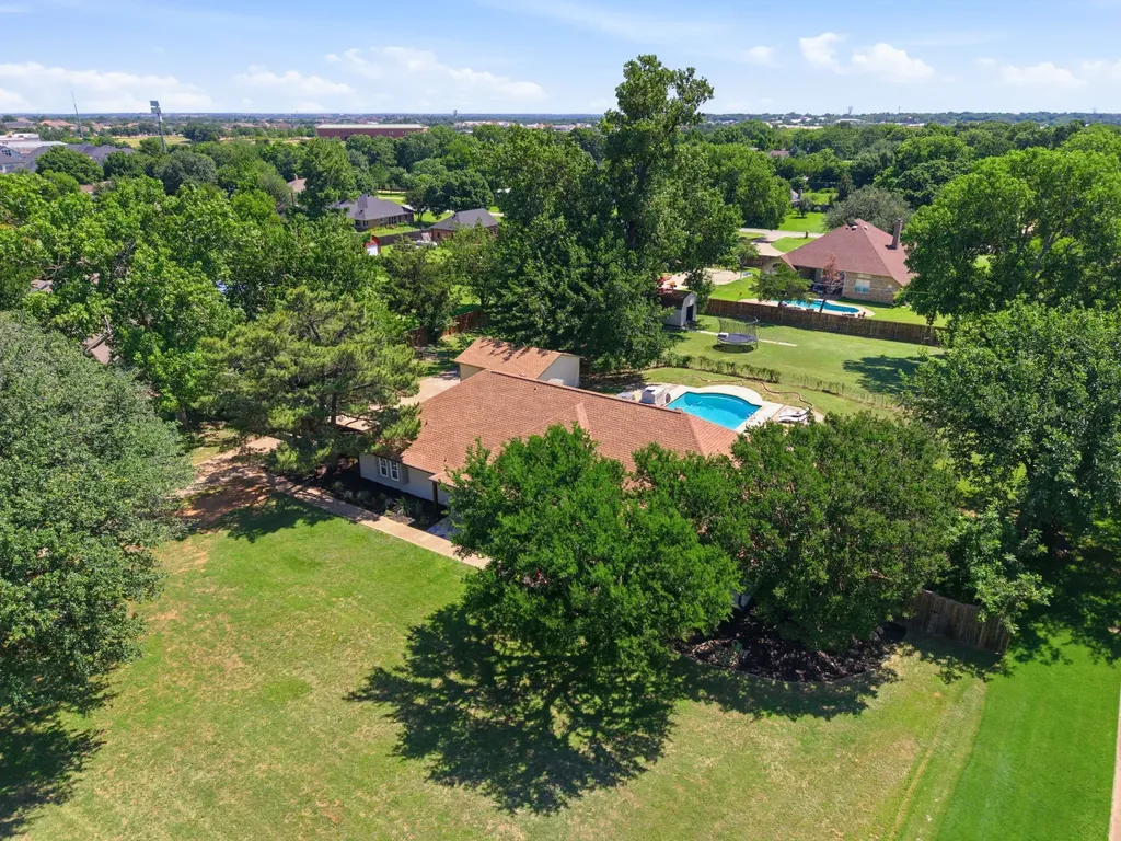 835 Cross Timbers Drive Double Oak TX 75077