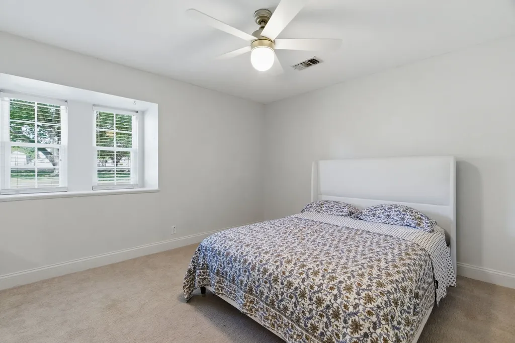 835 Cross Timbers Drive Double Oak TX 75077
