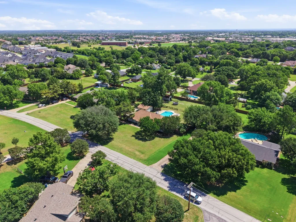 835 Cross Timbers Drive Double Oak TX 75077