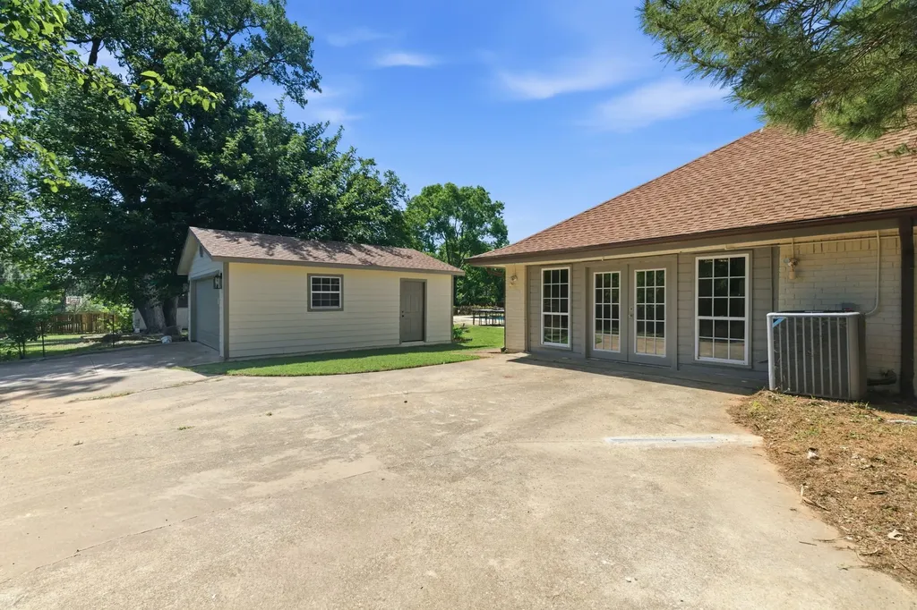 835 Cross Timbers Drive Double Oak TX 75077