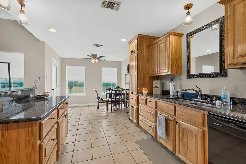 852 Stark Lane Sherman TX 75090