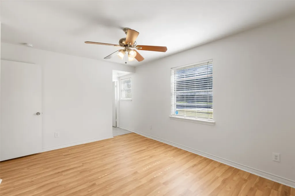 8619 Banff Drive Dallas TX 75243