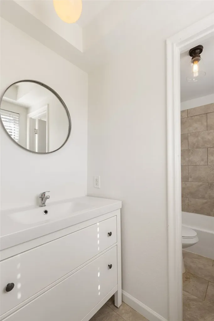 8619 Banff Drive Dallas TX 75243