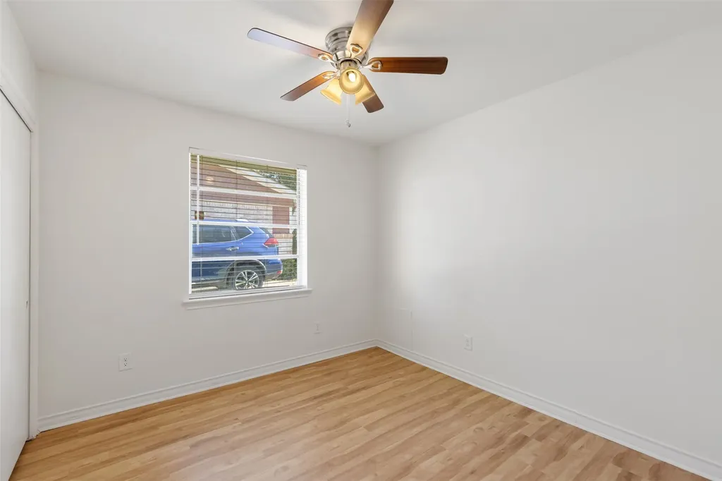 8619 Banff Drive Dallas TX 75243