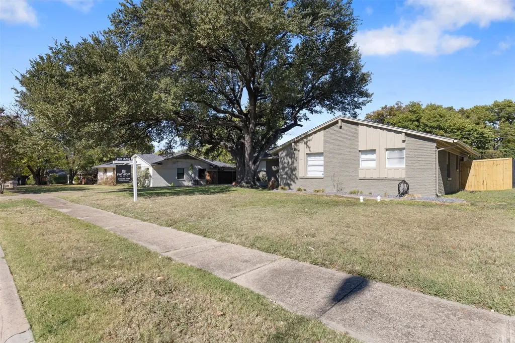 8619 Banff Drive Dallas TX 75243