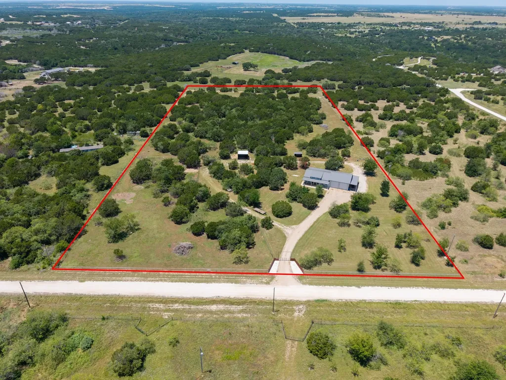 181 Private Road 197 Blum TX 76627