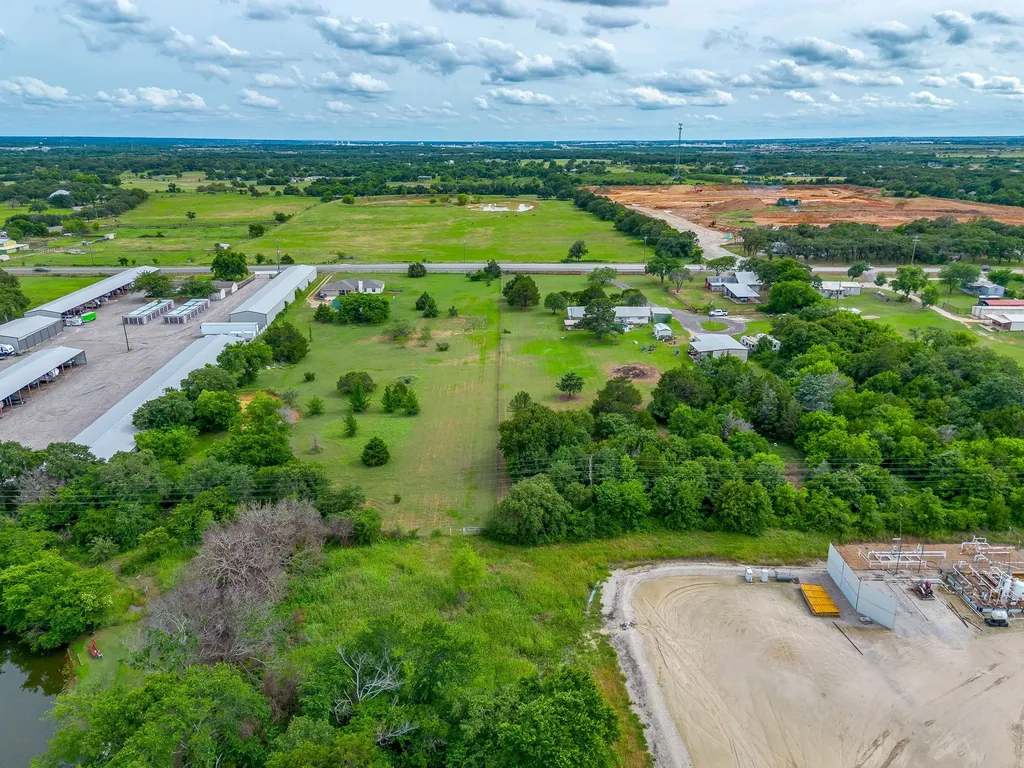1532 W Fm 917 Joshua TX 76058