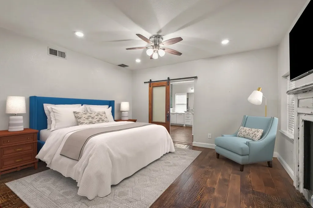 518 E College Street Gunter TX 75058