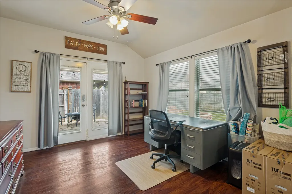 2847 Tranquilo Grand Prairie TX 75054
