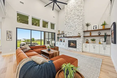 705 Cambridge Court Nevada TX 75173