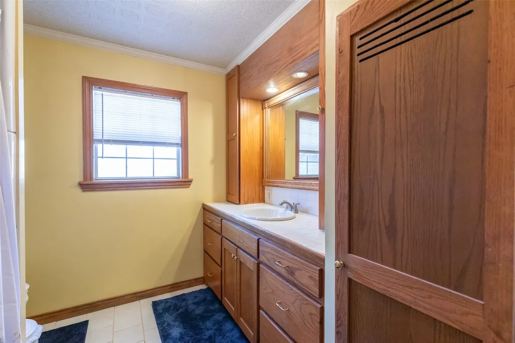 1132 Westover Drive Anson TX 79501