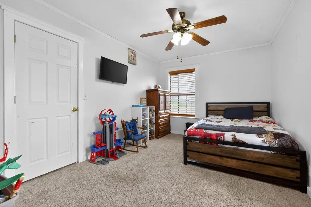 692 Plemons Drive Henrietta TX 76365