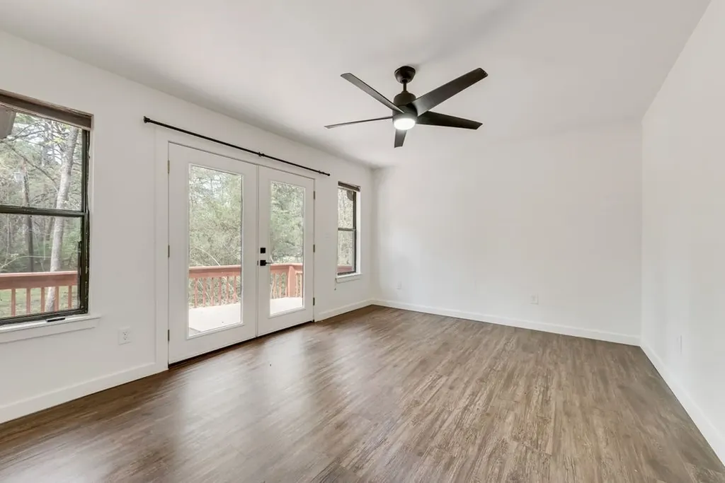 284 Pleasant Hill Lane Holly Lake Ranch TX 75765