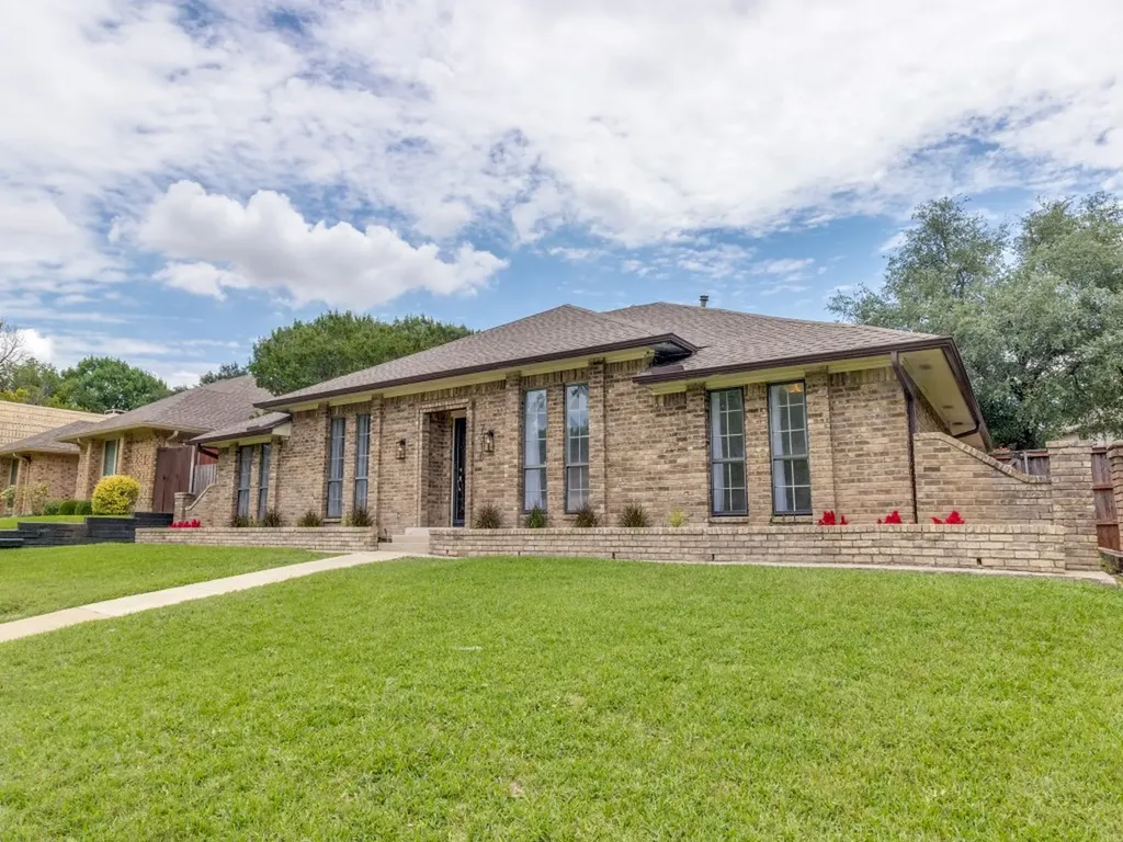 7310 Hundley Boulevard Dallas TX 75231