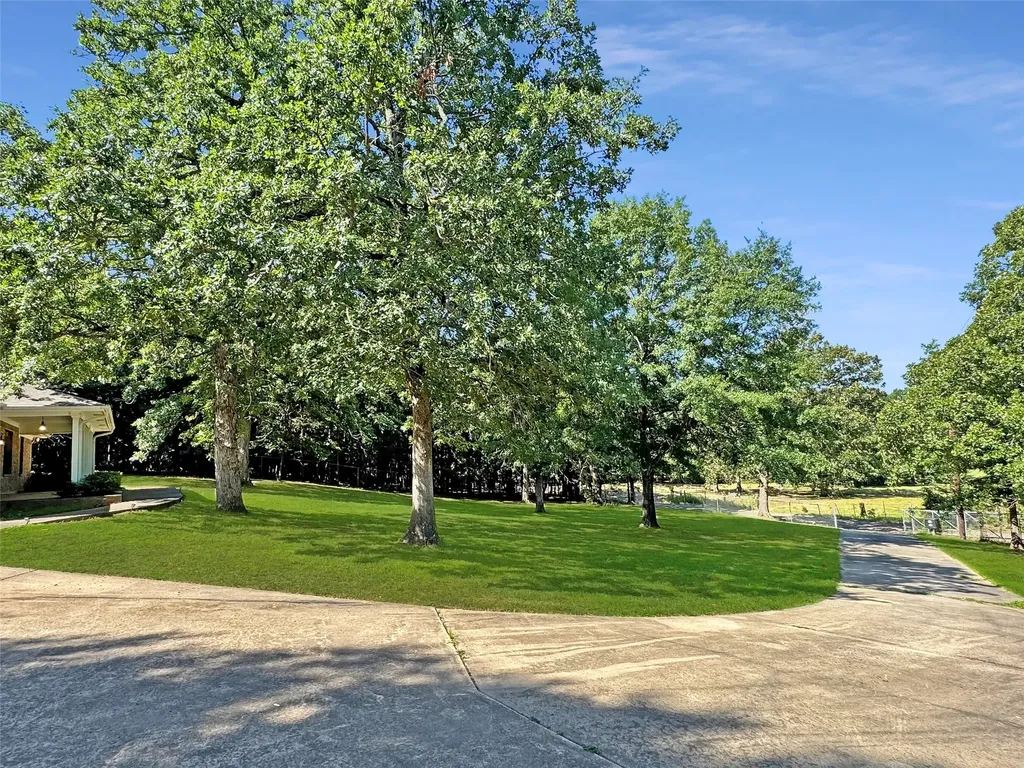 3870 County Road 45080 Arthur City TX 75411