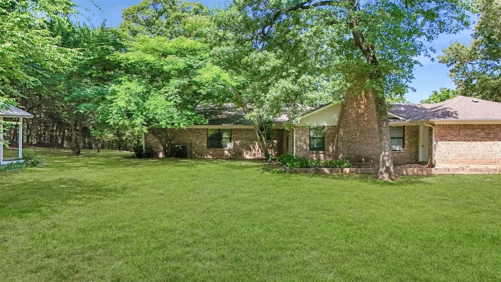 3870 County Road 45080 Arthur City TX 75411