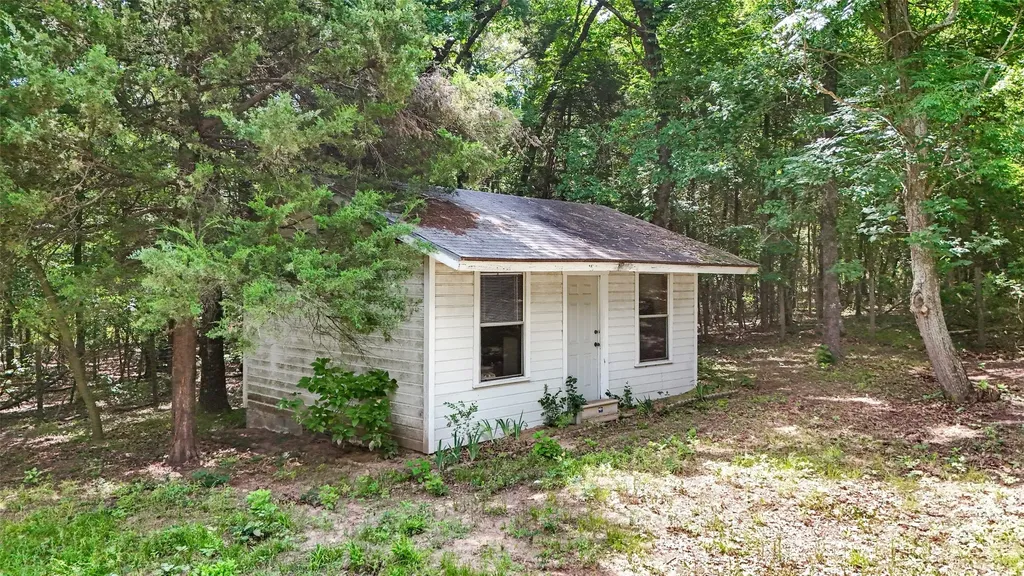 3870 County Road 45080 Arthur City TX 75411