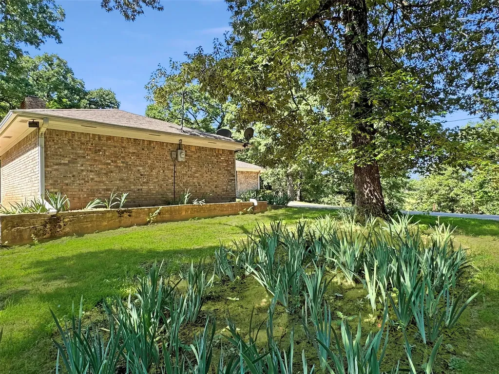 3870 County Road 45080 Arthur City TX 75411