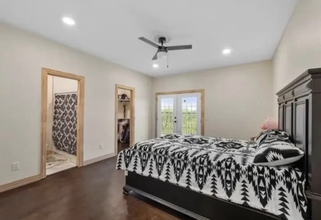 6051 County Road 1030 B Rice TX 75155