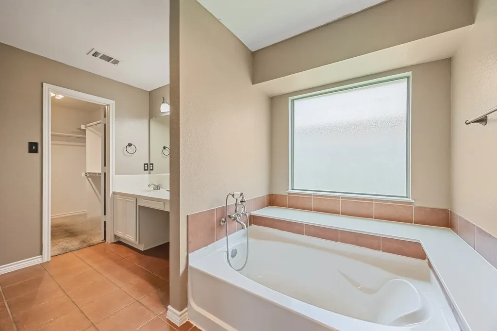 107 Meadowlark Drive Palmer TX 75152
