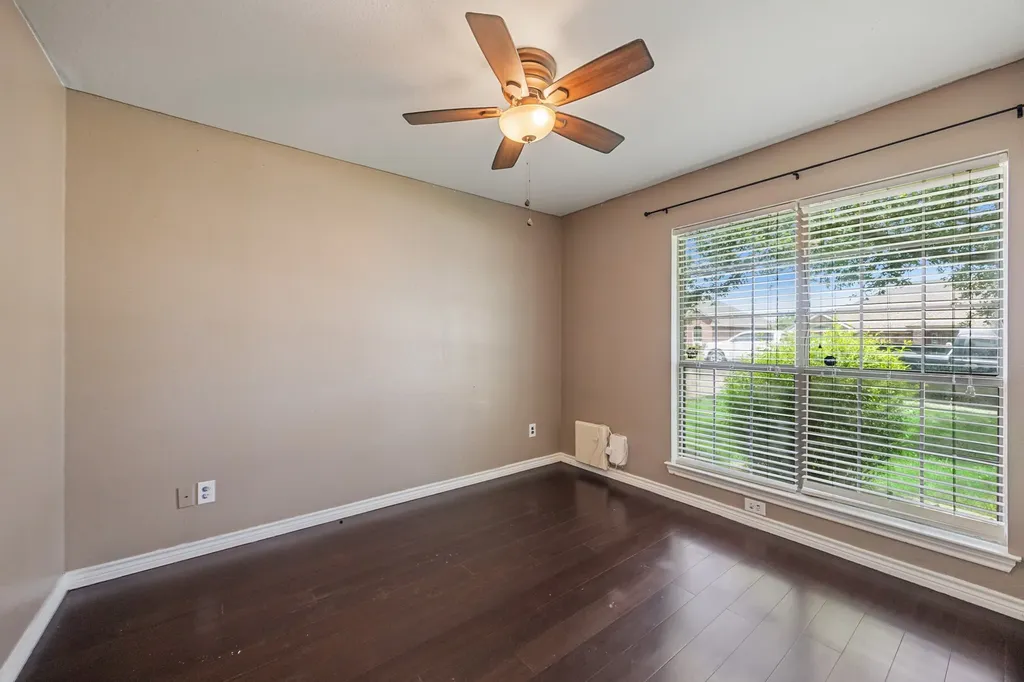 107 Meadowlark Drive Palmer TX 75152