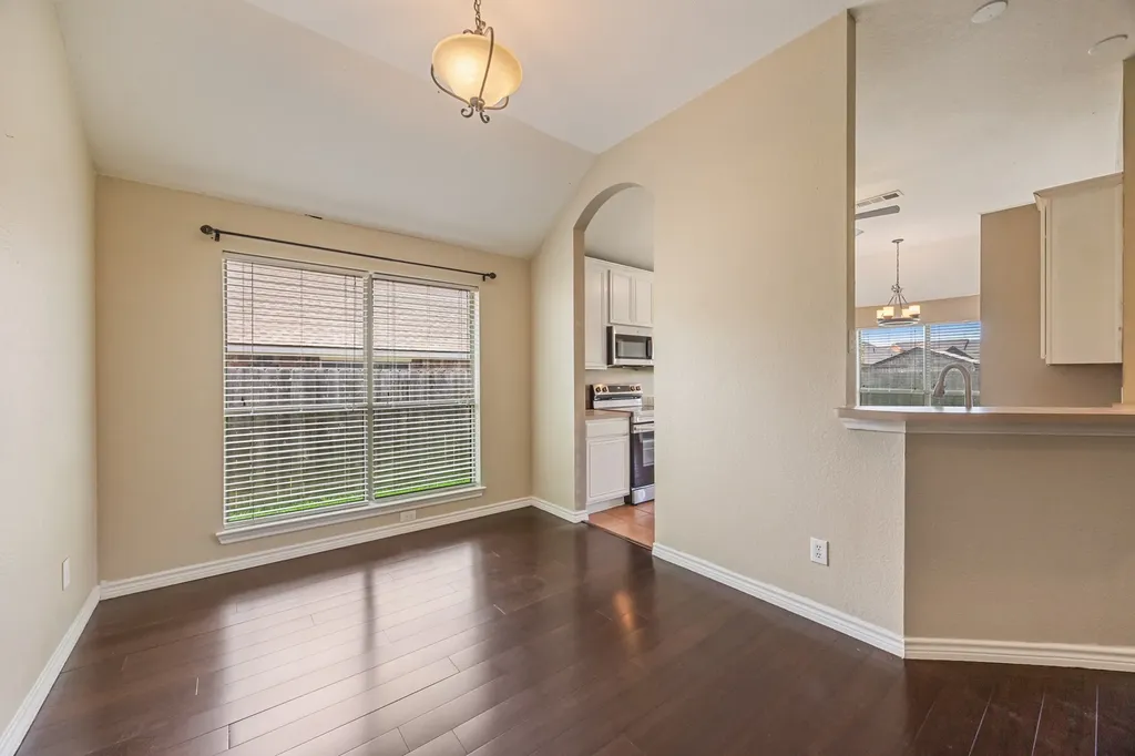 107 Meadowlark Drive Palmer TX 75152