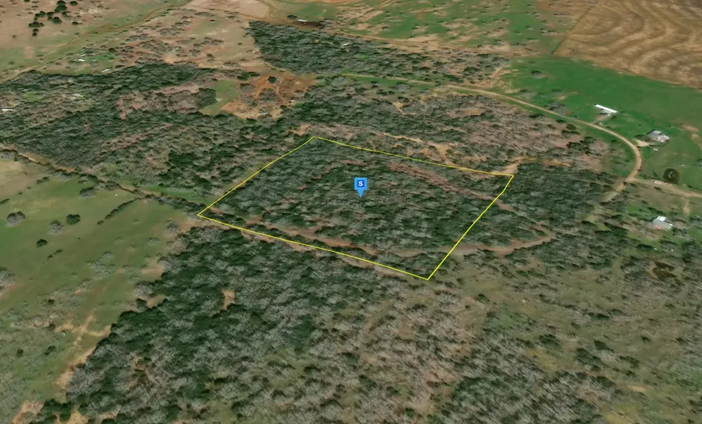 250 Private Road 4601 Waelder TX 78959