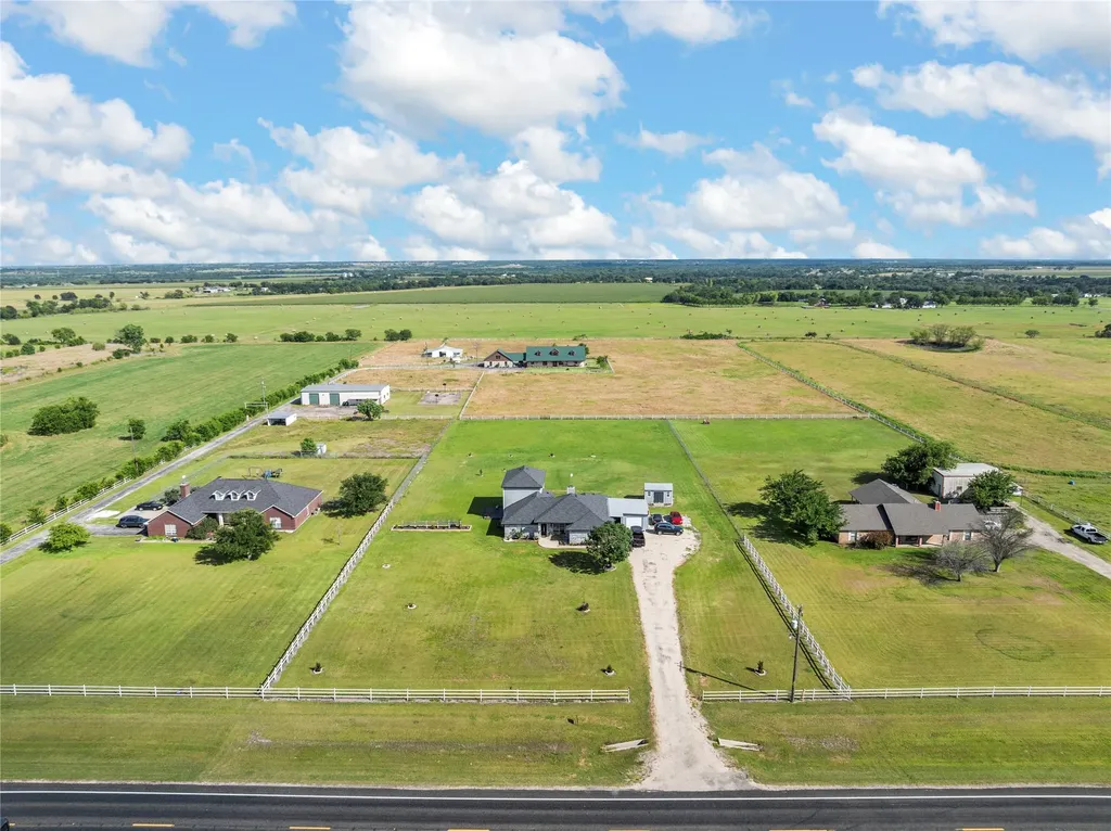 5330 Leroy Parkway West TX 76691