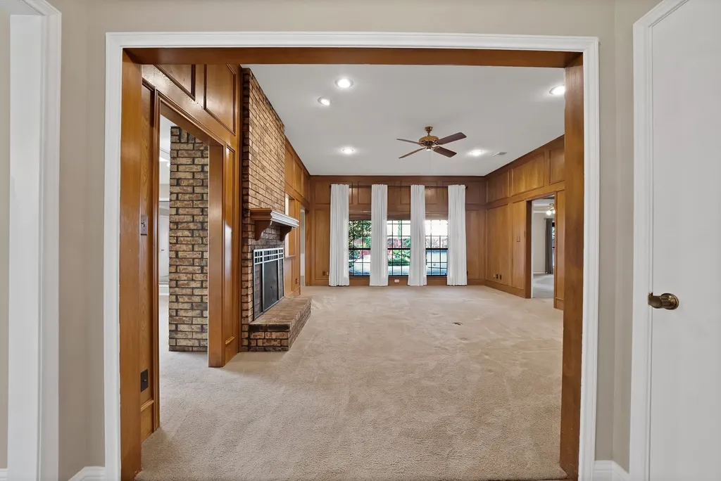 2114 Brandeis Drive Richardson TX 75082