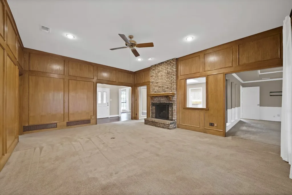 2114 Brandeis Drive Richardson TX 75082